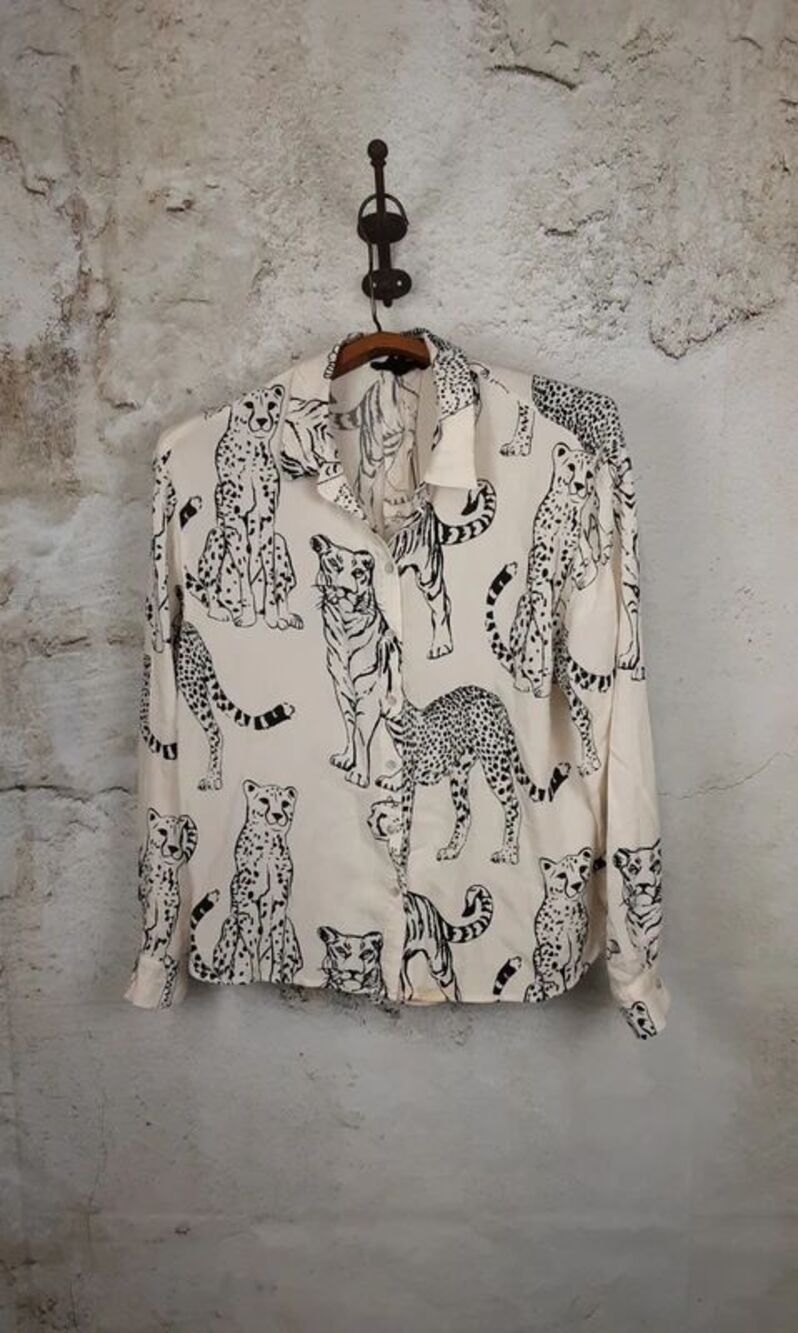 Vintage-Inspired Big Cat Print Button-Up Blouse